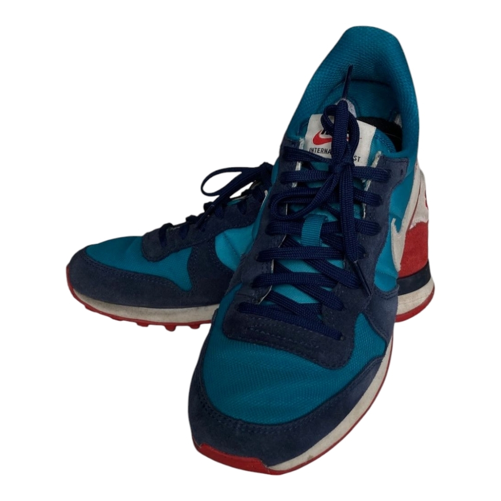 Nike Internationalist
